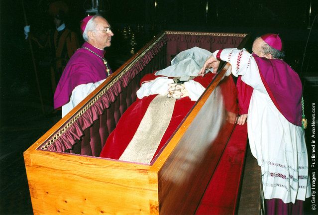 Personal Portrait: Blessed John Paul II | Pope john paul ii, St ...