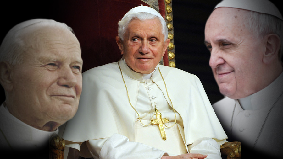 The Pope in the Middle: What Benedict Thinks About John Paul II ...