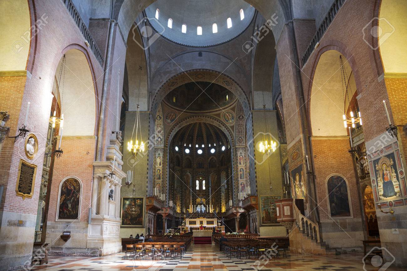 Interior Of The Basilica Of St. Anthony In Padua, Italy Stock Photo,  Picture And Royalty Free Image. Image 84692964.