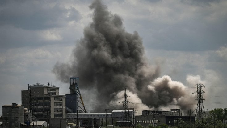 Diecimila soldati ucraini in trappola a Severodonetsk. I russi tornano a  colpire Kharkiv - la Repubblica