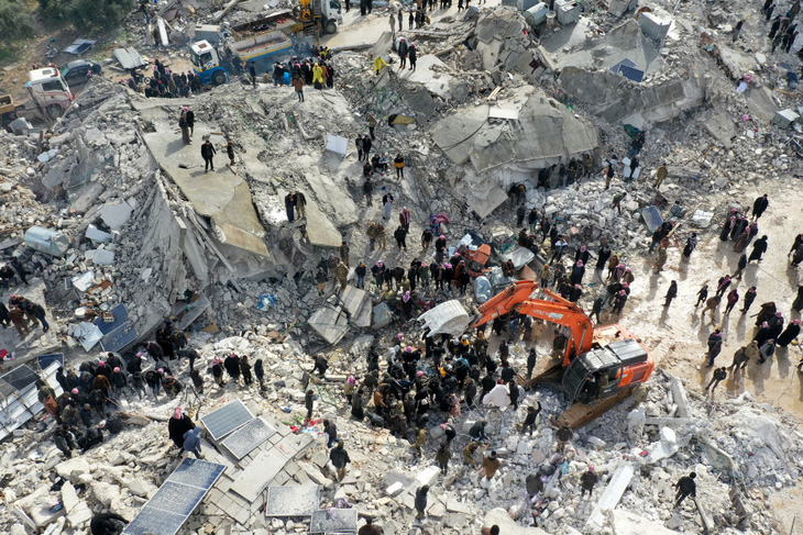 Rơi nước mắt cảnh cứu hộ nạn nhân động đất ở Thổ Nhĩ Kỳ, Syria - Ảnh 4.