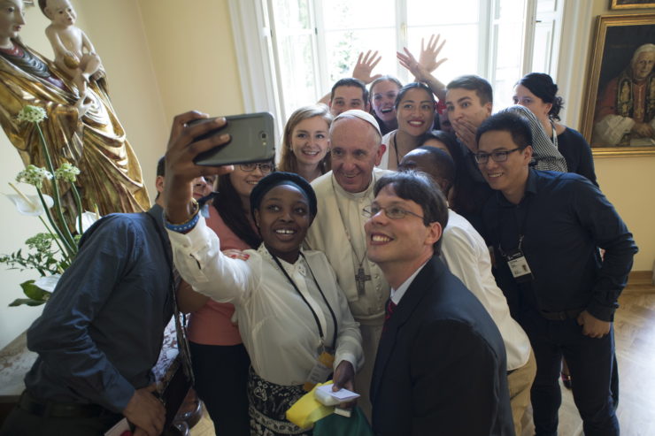 SS. Papa Francesco - Viaggio Polonia GMG-Pranzo con i giovani

30-07-2016


@Servizio Fotografico - L'Osservatore Romano