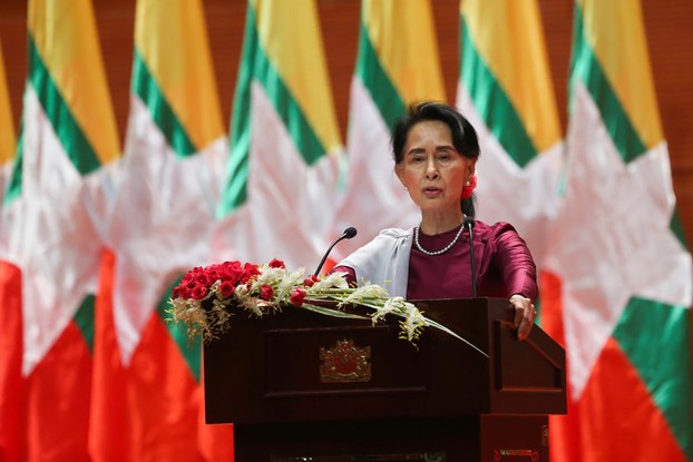 Bà Aung San Suu Kyi đọc diễn văn toàn quốc ở Naypyidaw hôm 19/9/2017.