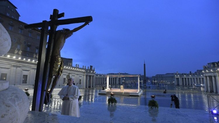 2020.03.27 Preghiera in Piazza San Pietro con Benedizione Urbi et Orbi