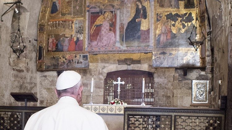 Pope Francis prays in the Portiuncula in Assisi on 4 August 2016
