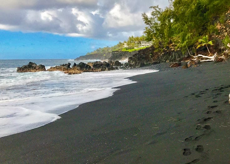 Where to Find the Best Black Sand Beaches in Maui